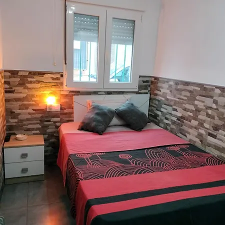En Casa Compartida Апартаменты Уэльва
