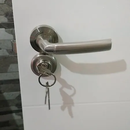 En Casa Compartida Уэльва